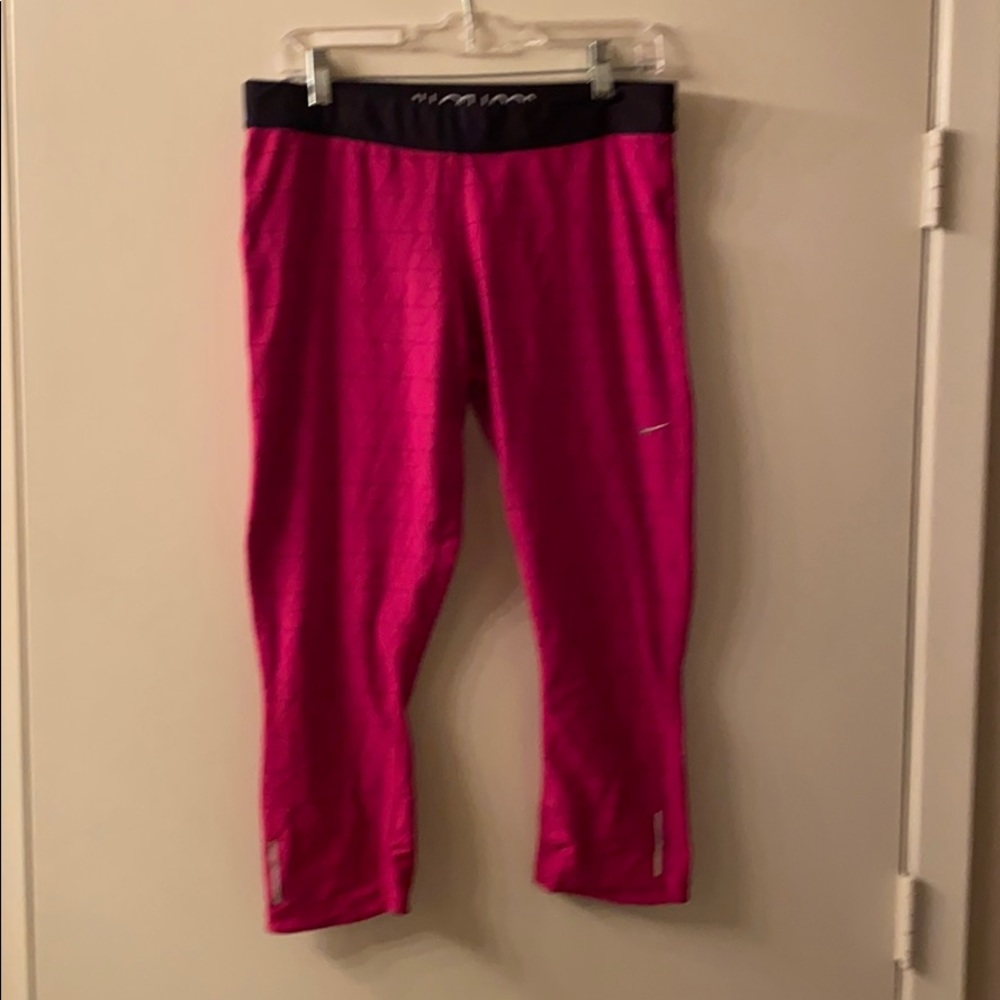 Nike Dri-fit Capri Leggings